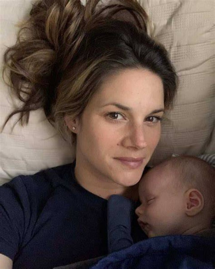 Missy Peregrym- Bio, Height, Net Worth, Husband