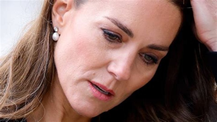 Residence Carrie Illness | Does She Have Brain Disease