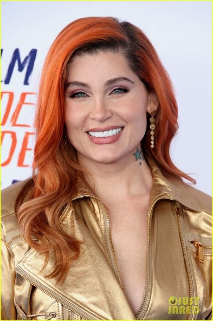 Trace Lysette