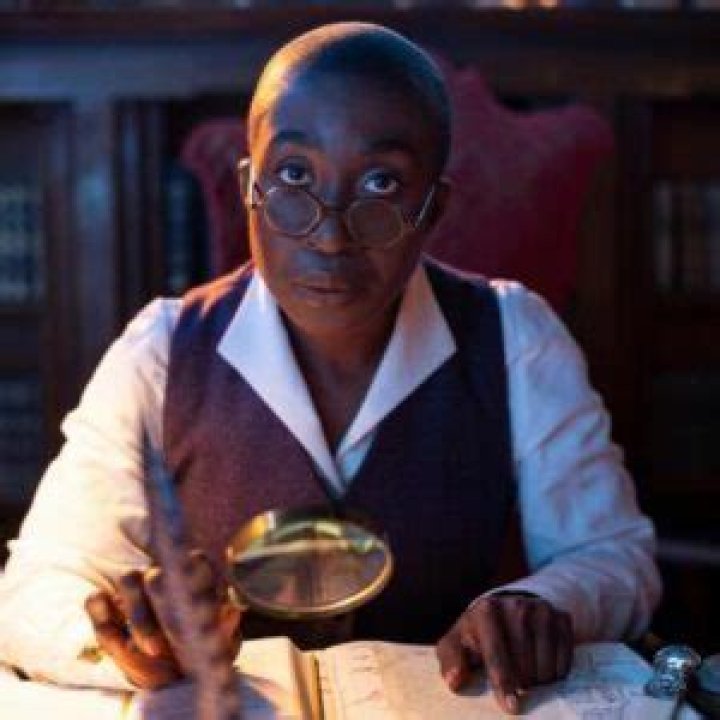 Who Is Vivienne Acheampong | Actress Ethnicity, Family And Net Worth